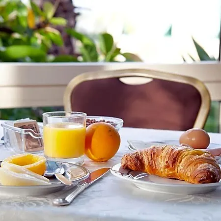 Hotel Nyala 4*