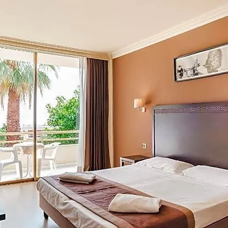 Hotel Nyala 4*